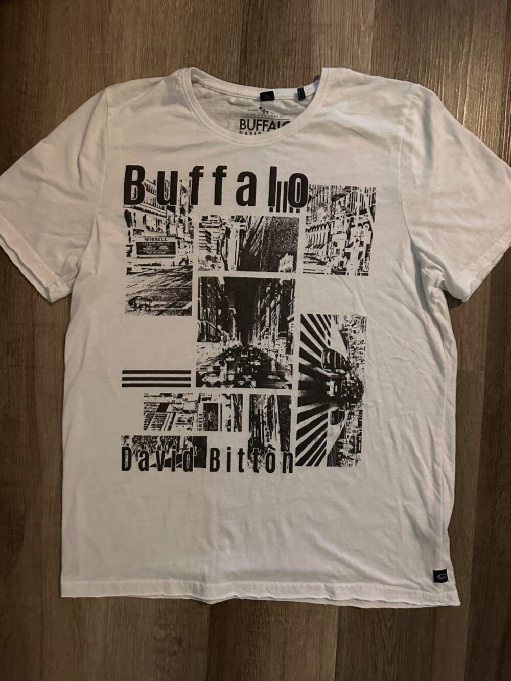Buffalo David Bitton white city tshirt
